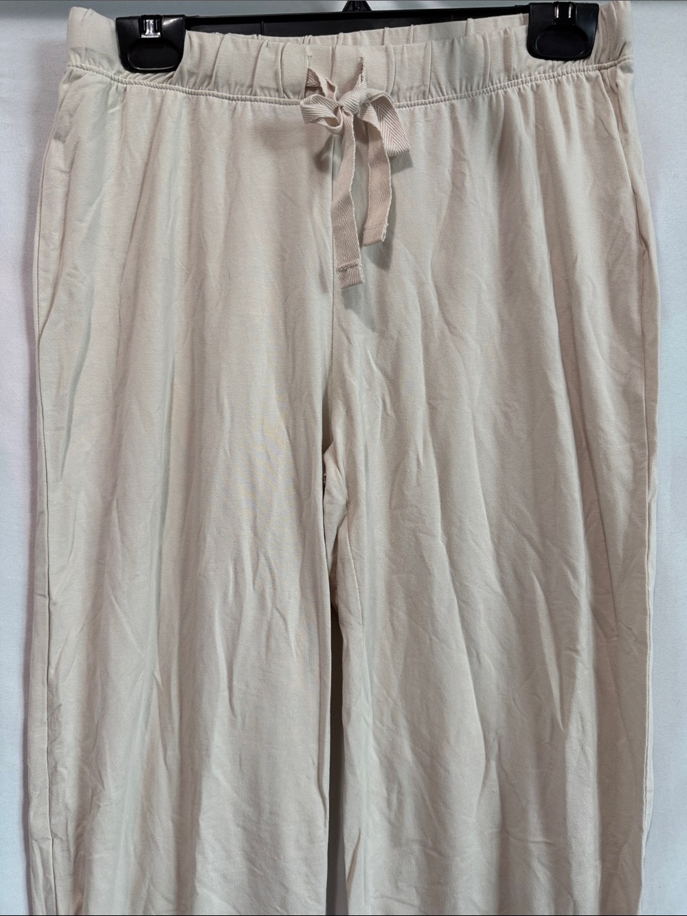 Amazon Essentials Cream Button-Front Pajama Set - Picture 6 of 10